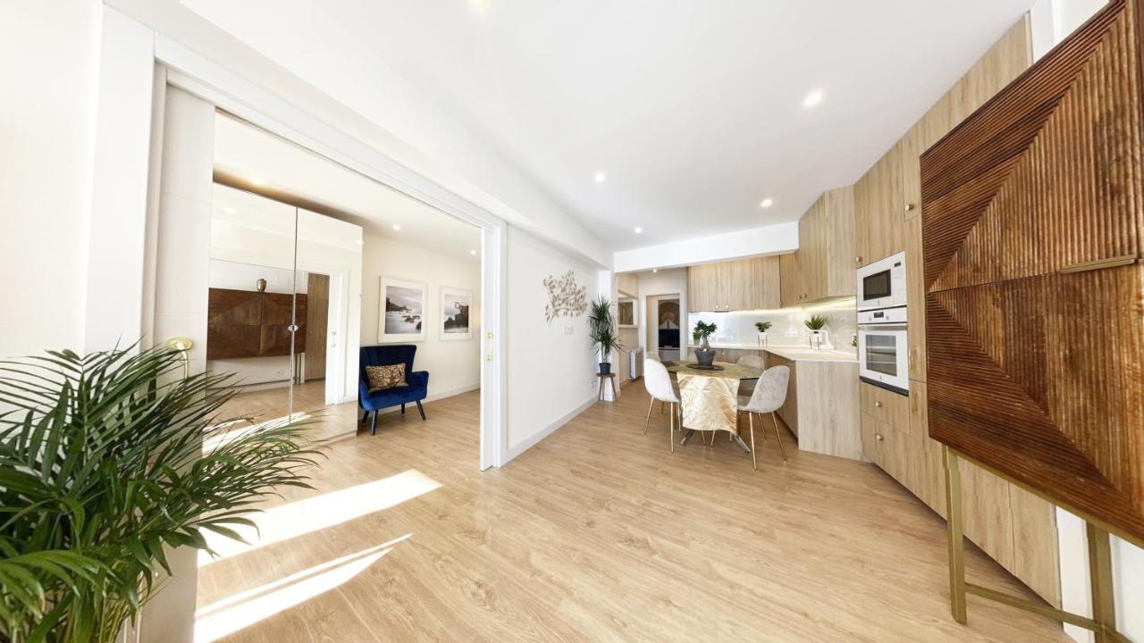 Miramar Luxurious Flat, 3 Double Rooms, Free Parking, Terrace, Completely New Сан Себастиан Екстериор снимка