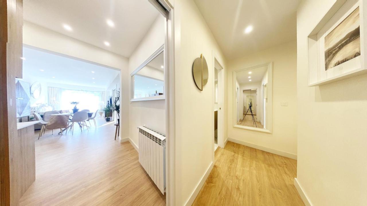 Miramar Luxurious Flat, 3 Double Rooms, Free Parking, Terrace, Completely New Сан Себастиан Екстериор снимка